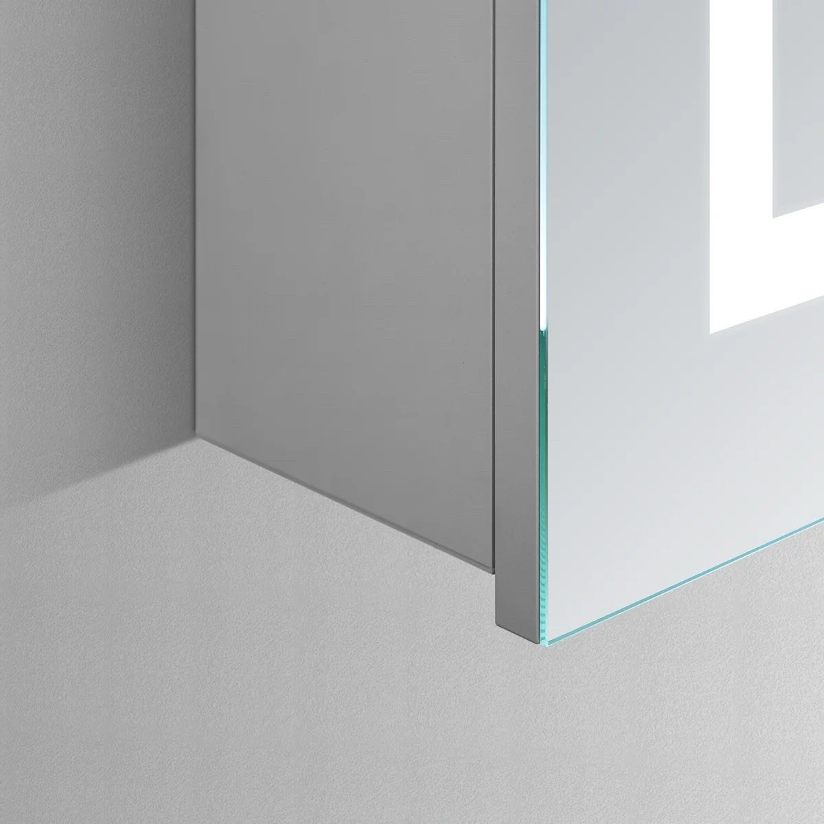 *OPEN BOX/BRAND NEW* Modern Mirrors Vanity Mirror Model No. MMC-16-3224
