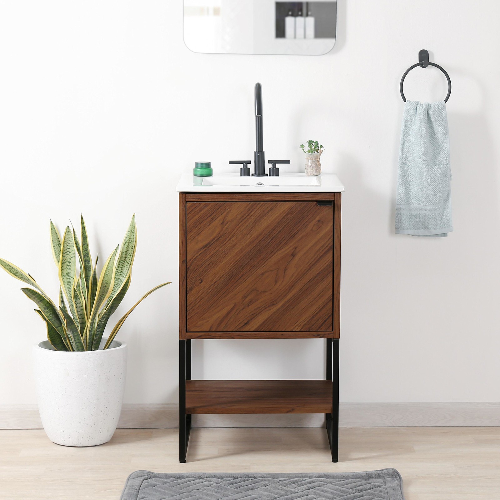JONATHAN Y Lighting VAN1012 Juhl 19″ Single – Wood