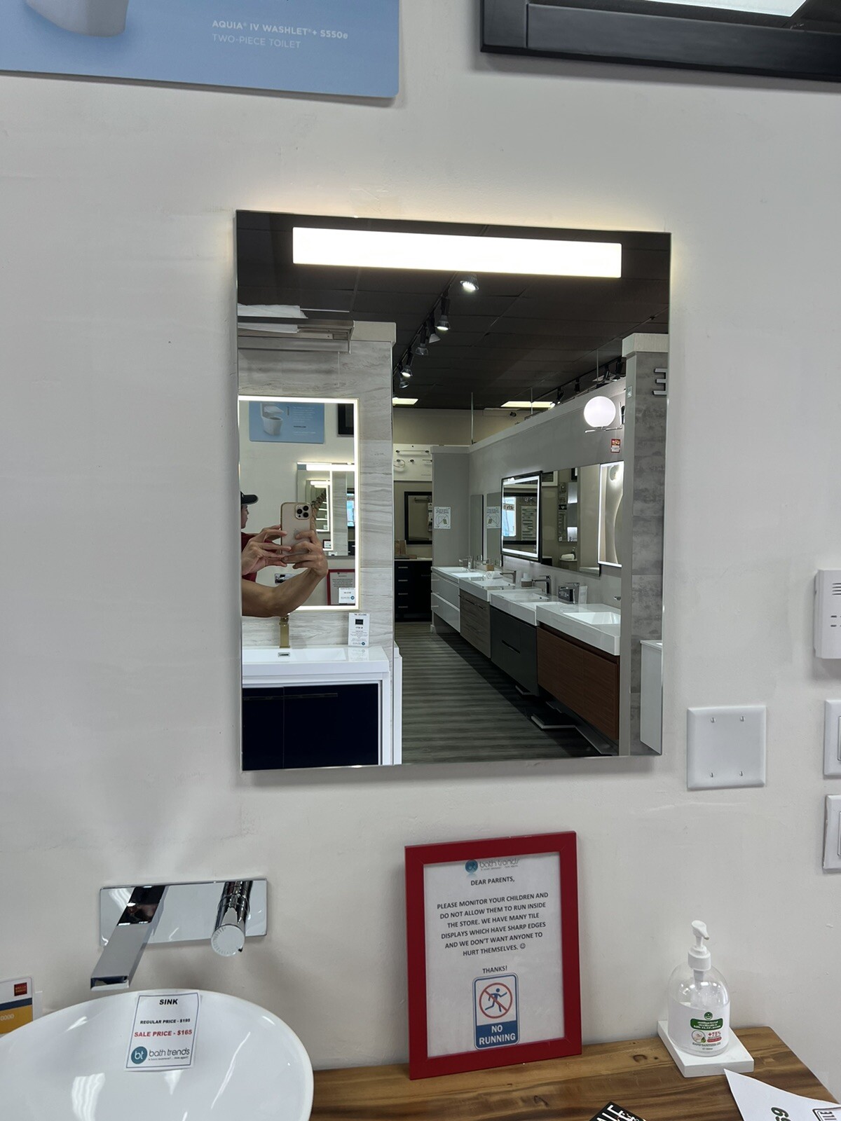 Villeroy & Boch LED Mirror Medicine cabinet, 23 5/8″ 29 3/8″ 4 1/4″ A417UR00