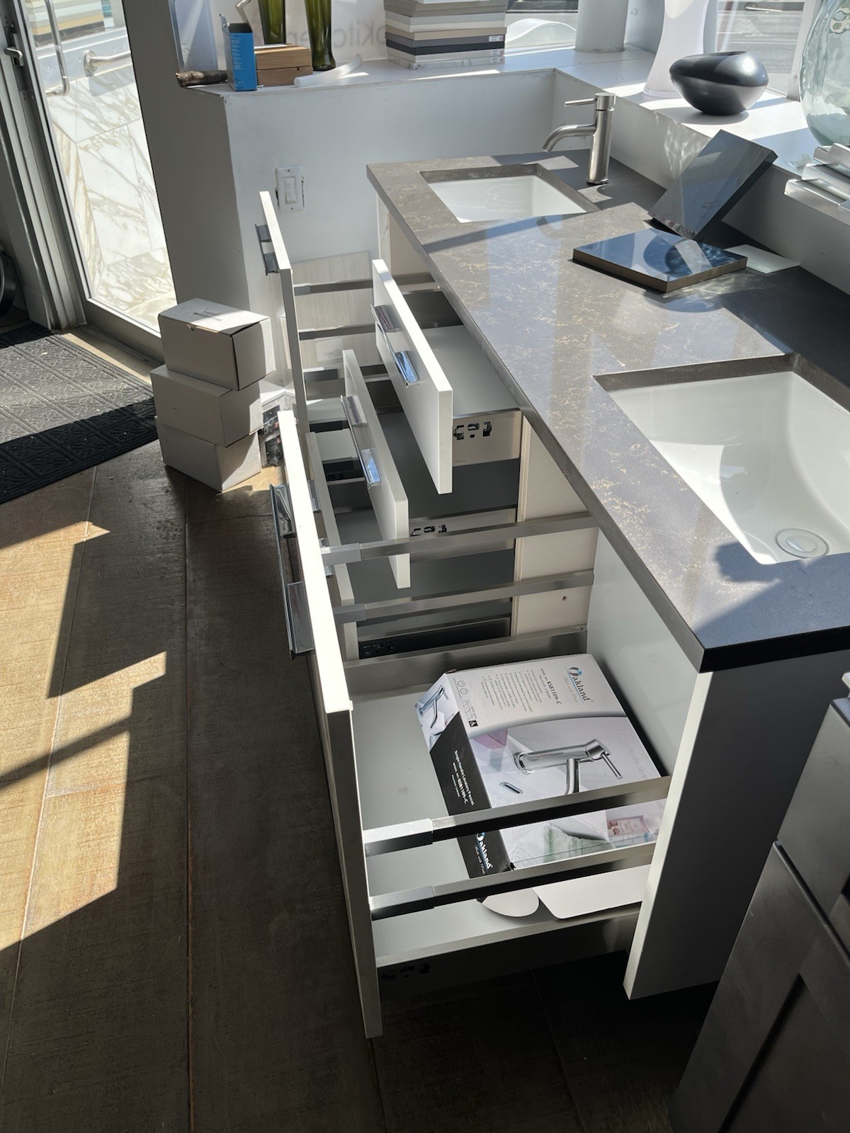 Floating Vanity With Double Sink Blum Drawers Showroom Display Model White Acrlc